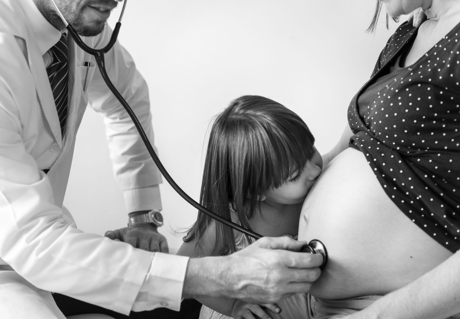 high-risk pregnancy doctor in Kolkata